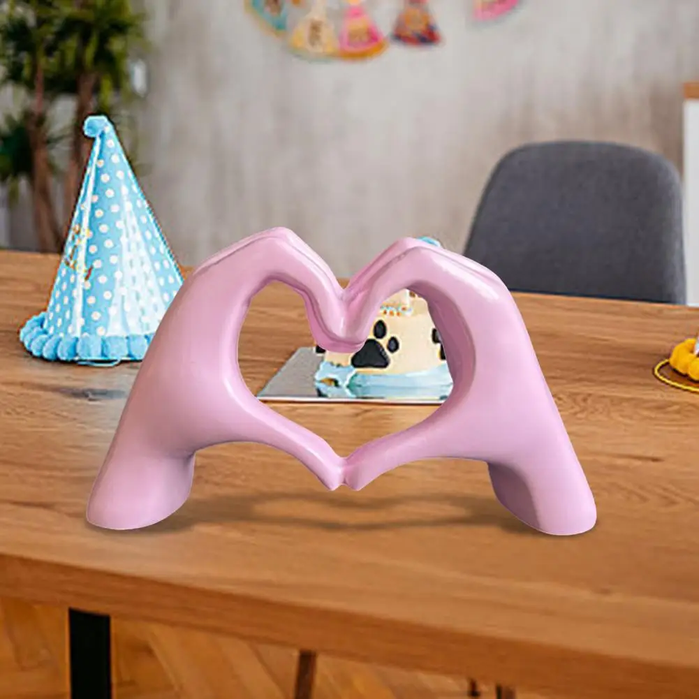 Minimalism Heart Gesture Sculpture Resin Abstract Hand Love Statue Figurine Home Living Room Desktop Decoration Accessories Minimalism Heart Gesture Sculpture Resin Abstract Hand Love Statue Figurine Home Living Room Desktop Decoration Accessories