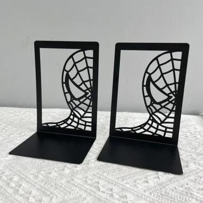 Σετ 2 Βιβλιοστάτες Spider-Man – Μεταλλικοί, Κλασικό Design